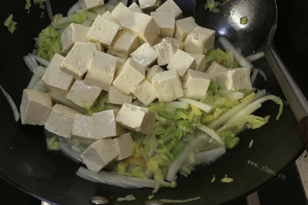 豆腐白菜紫菜汤咸香下饭第五步