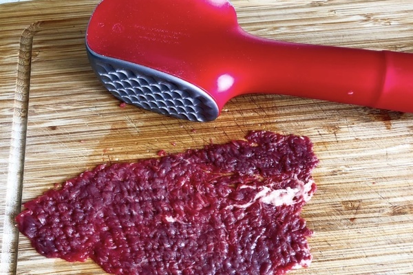 甩馆子十条街的腌制牛肉的方法第二步