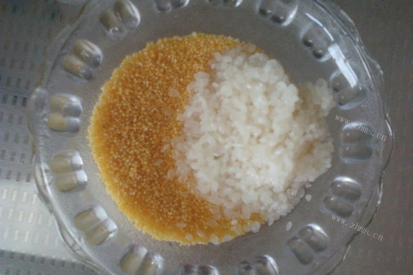 营养美味的板栗小米粥，做法真的很简单第三步