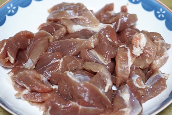 叙永头碗——美味下饭的蒸酥肉第一步
