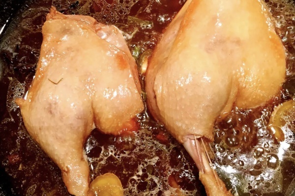 香味扑鼻的杭州酱鸭，是外面买不到的健康好味道第五步