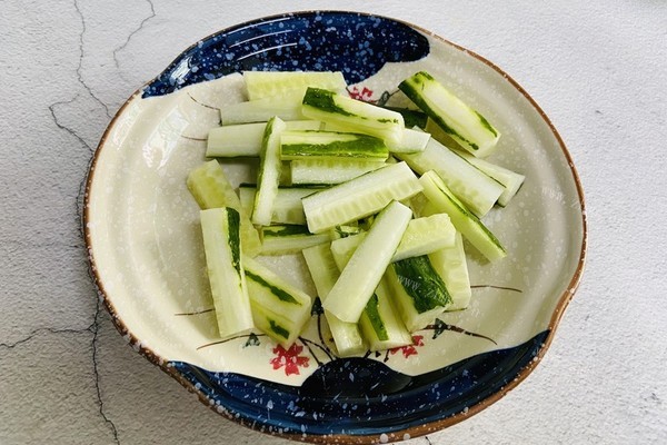拌蔬菜之黄瓜拌腐竹，夏日必吃开胃菜第二步