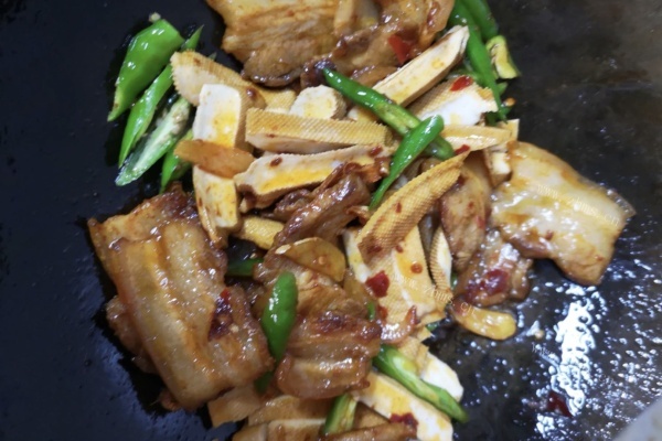 豆干回锅肉——超级下饭的一道菜第九步
