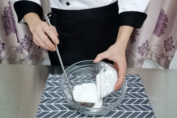 用最简单省时的方法做白糖钵仔糕第五步