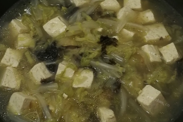 豆腐白菜紫菜汤咸香下饭第六步