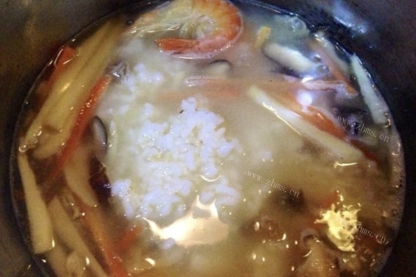 让海鲜竹笋粥给你的生活加点儿“鲜”第四步