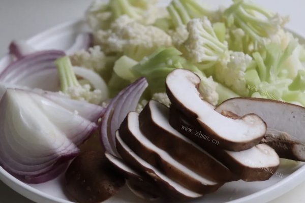 南瓜花菜土豆面疙瘩浓汤——一道美味的大杂烩第六步