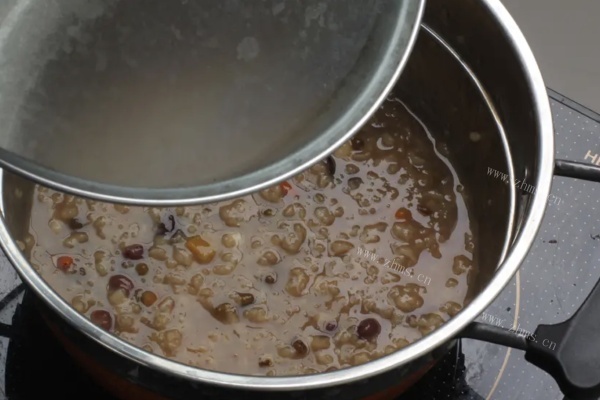 莲子红枣粥——任何季节都适合的粥第五步