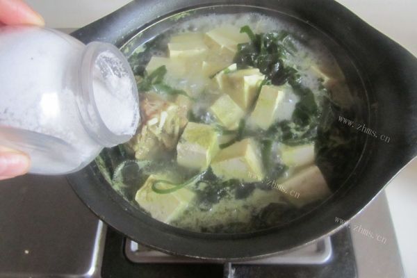 海带冻豆腐汤，清清淡淡暖暖胃第九步