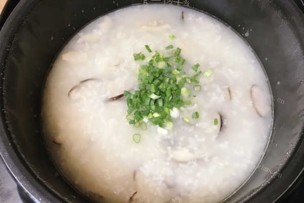 冬日暖心暖胃的暖汤——蘑菇干贝汤第十一步