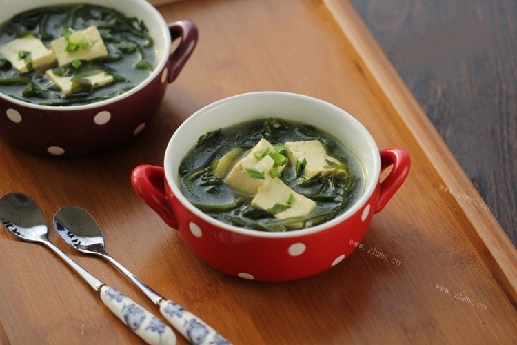 海带冻豆腐汤，清清淡淡暖暖胃