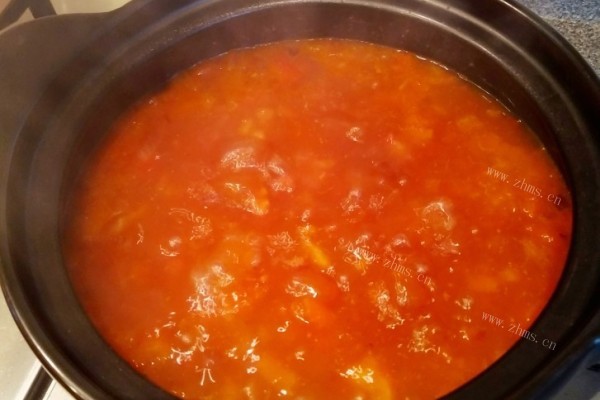 西红柿牛肉汤，肉软烂，汤酸甜，没有理由不爱第十步