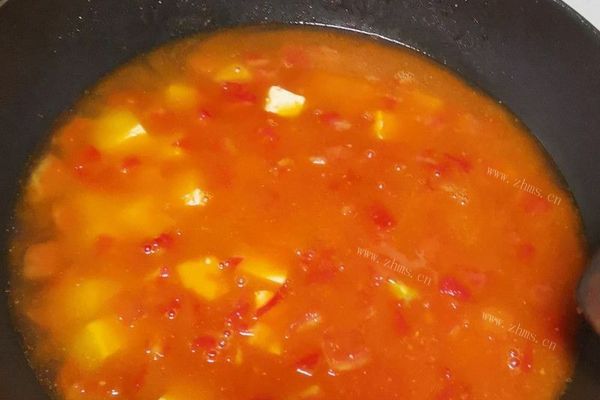 西红柿炖豆腐，每一口绵软多汁第七步